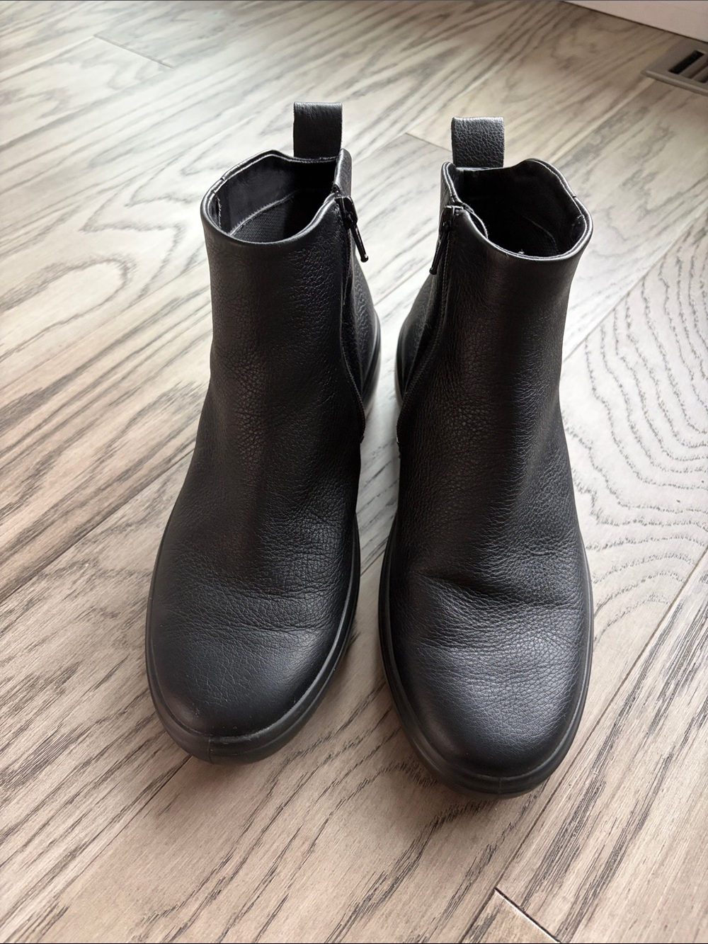 Ecco Black Women’s Leather Ankle Boots